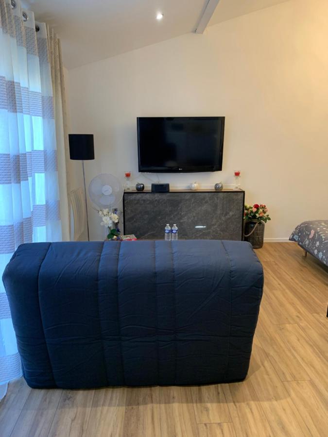 My Little Home Varennes-le-Grand Экстерьер фото